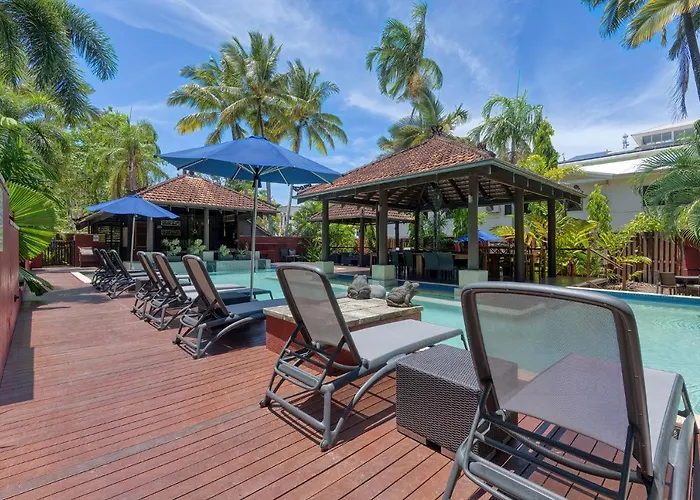 Poolside Villa - Hibiscus 40B